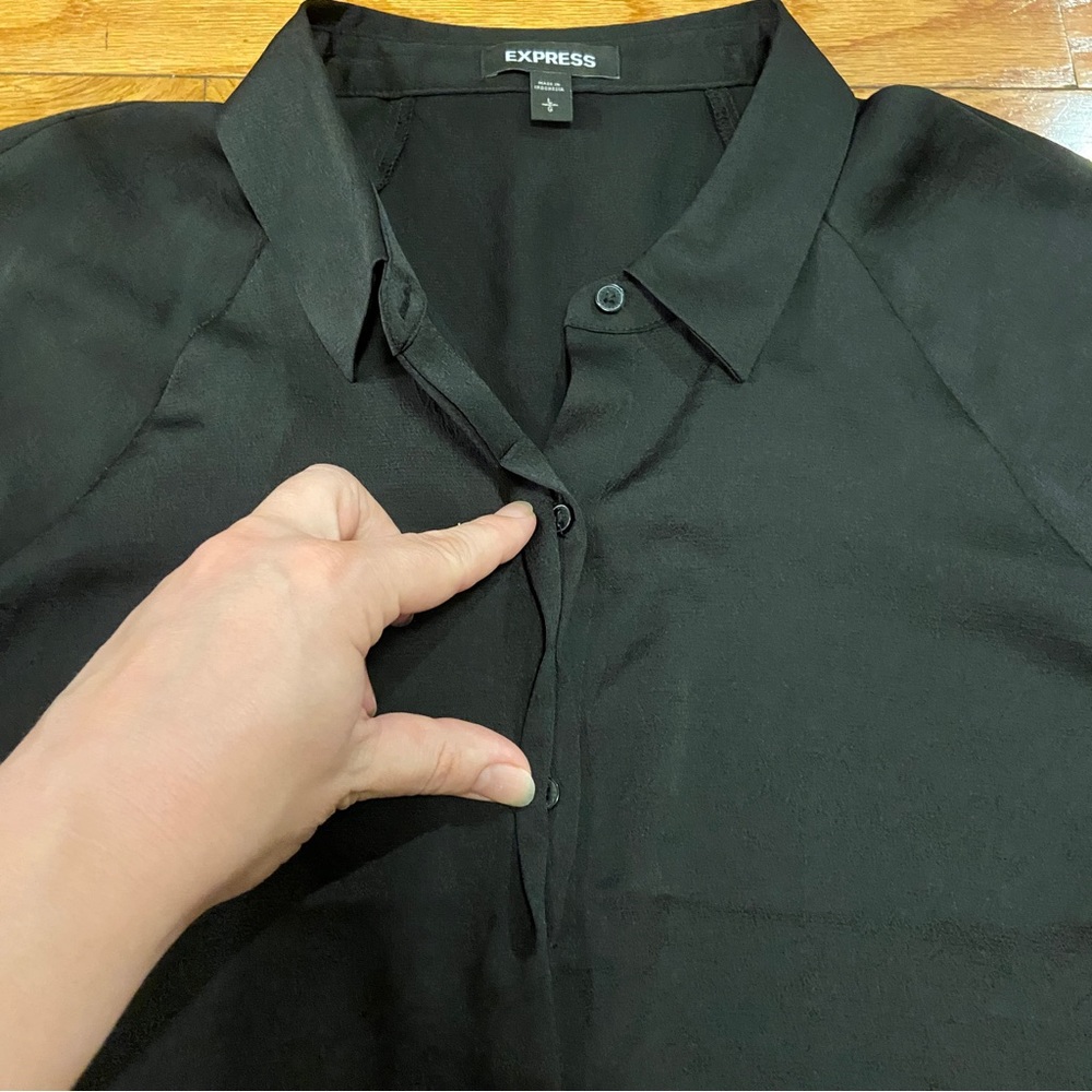 Express Cropped Button-Up Shirt - image 4